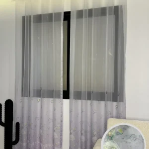 Voilage Dégradé Violet Motifs Princesse - Prêt à poser avec Anneaux Acier argenté